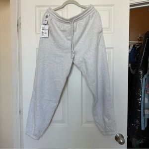 Aritzia TNA Sweatflece Cozy Fleece Boyfriend Sweatpant